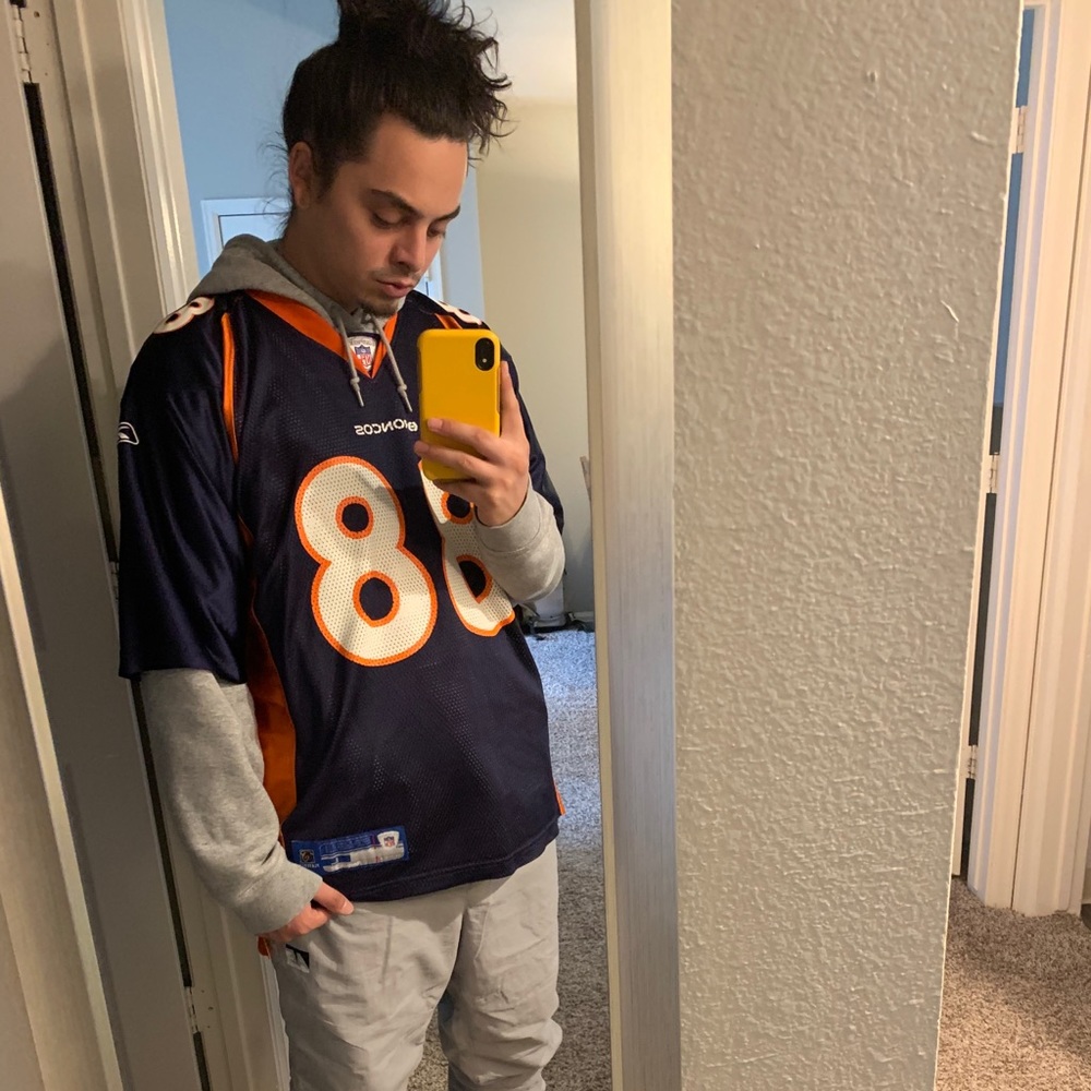 Meet your Posher, Eli